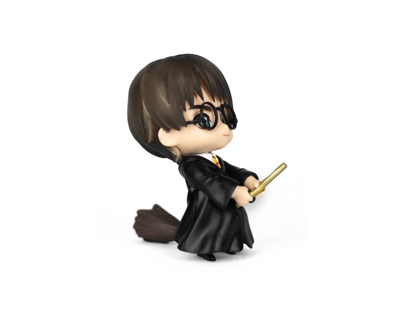 SET DE 6 FIGURAS DE HARRY POTTER: Harry, Hermione, Ron, volando con sus escobas